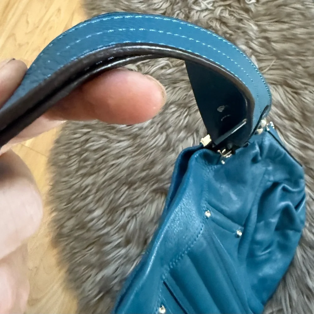 Like NEW - B. Makowsky Classic leather Bag - Reg $300 - Picture 6 of 15